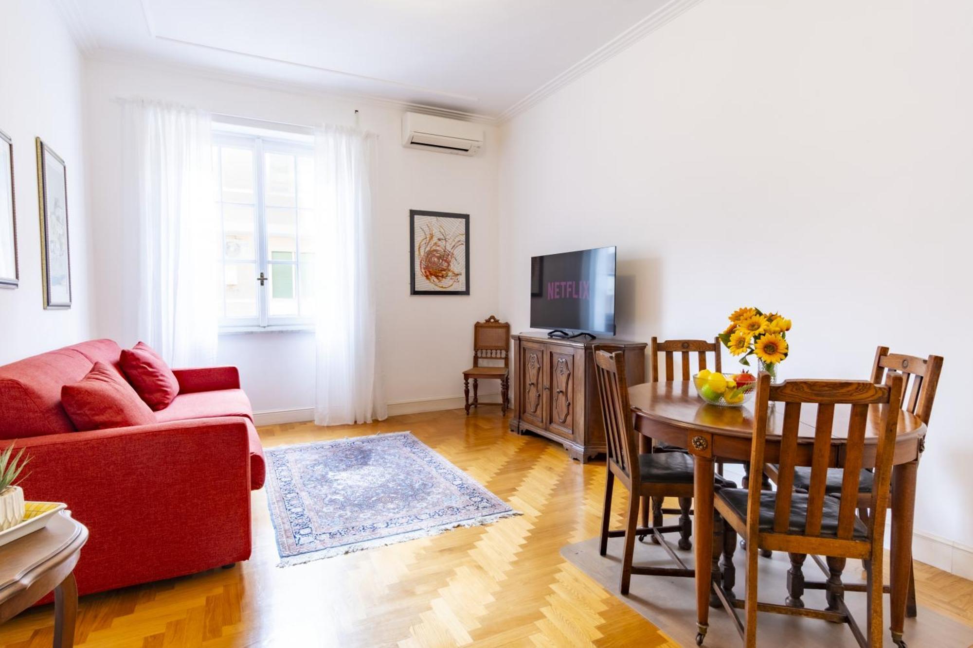 Apartment Elegantis Solinda Rome